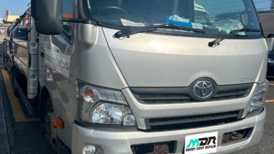 トヨタ　ダイナ　フロントガラスリペア　神奈川県横浜市