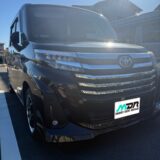 トヨタ ルーミーカスタム ルーフピラーのヘコミのデントリペア 足柄郡