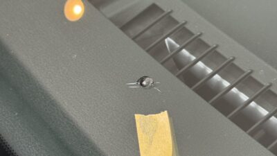 日産  ノート e-POWER  飛び石被害による丸いヒビのリペア  横浜市